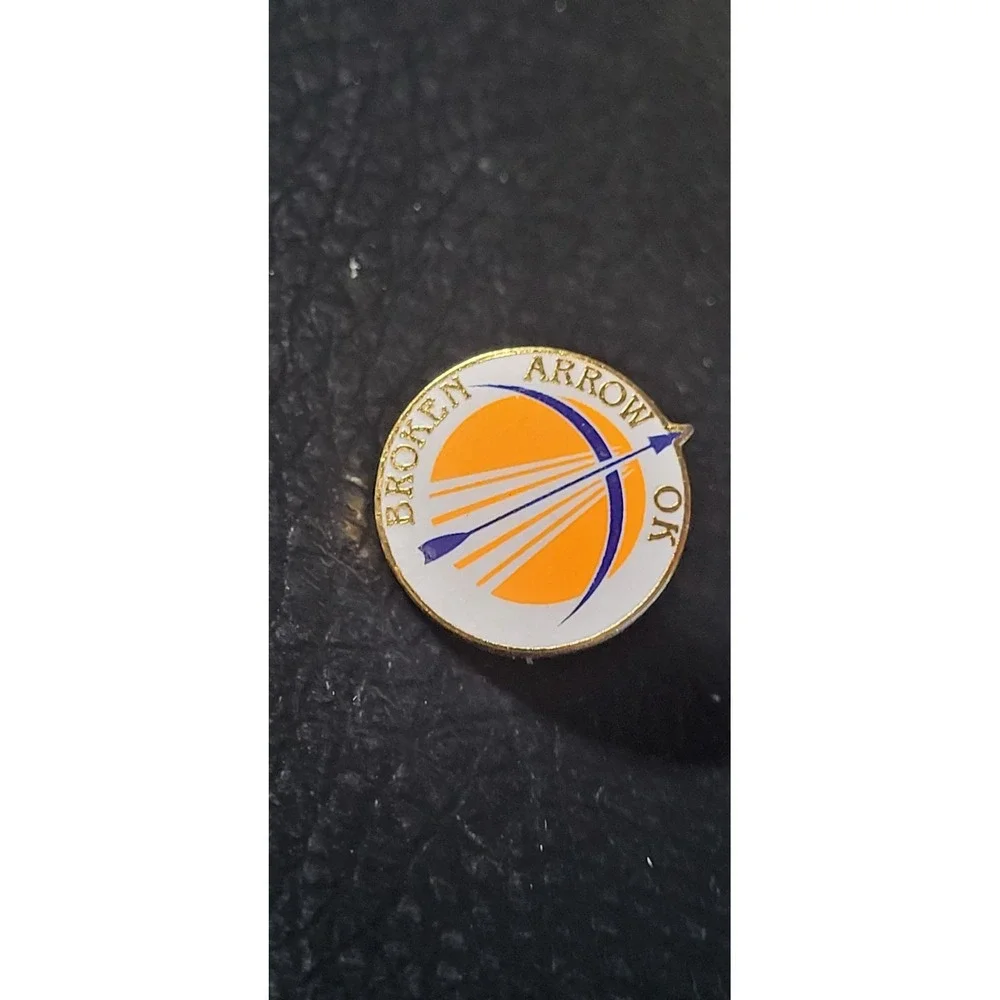 New Broken Arrow, Oklahoma Lapel/Hat‎ Cap  Pin Enamel Oklahoma